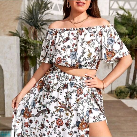 SHEIN VCAY Floral Skirt Set - Picture 2 of 4